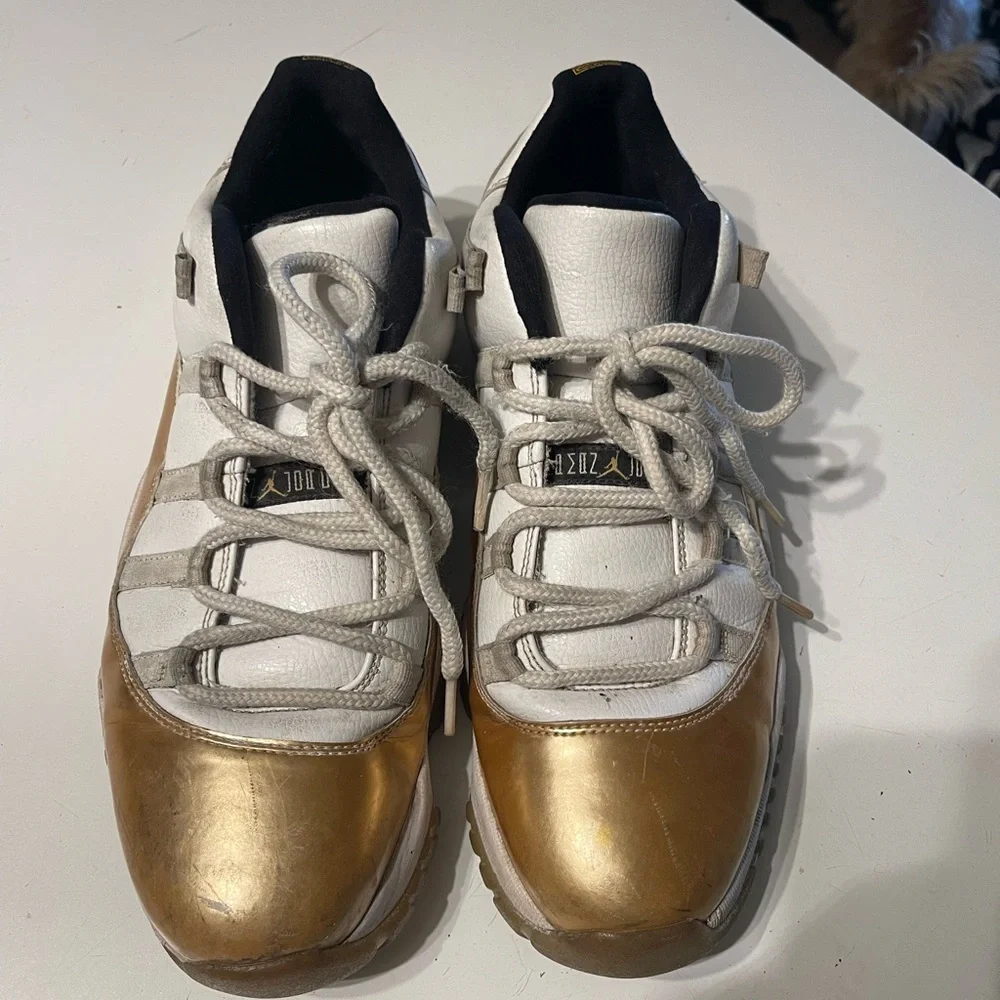 Air Jordan 11 Retro Low Closing Ceremony Men’s Size 11 Sneakers